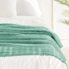 Coperta Plaid Morbida per Letto e Divano - Verde Acqua